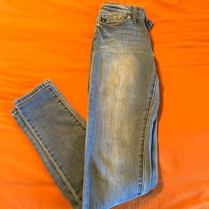 Women’s skinny kancans size 27 waist 34 inseam